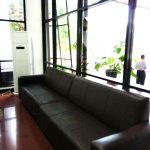 Meja-kursi-tunggu-dan-sarana-penerimaan-desk-information-3