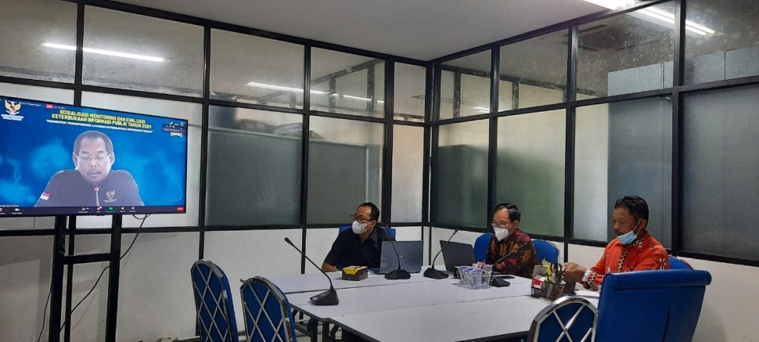 SOSIALISASI MONITORING DAN EVALUASI KETERBUKAAN INFORMASI